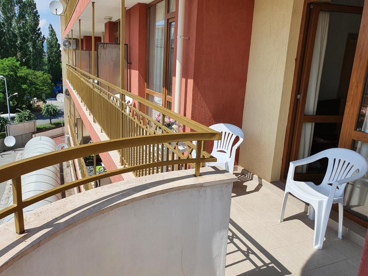 Apartment Ashton Hall - Sonnenstrand - Ost Sunny Beach Ngoại thất bức ảnh